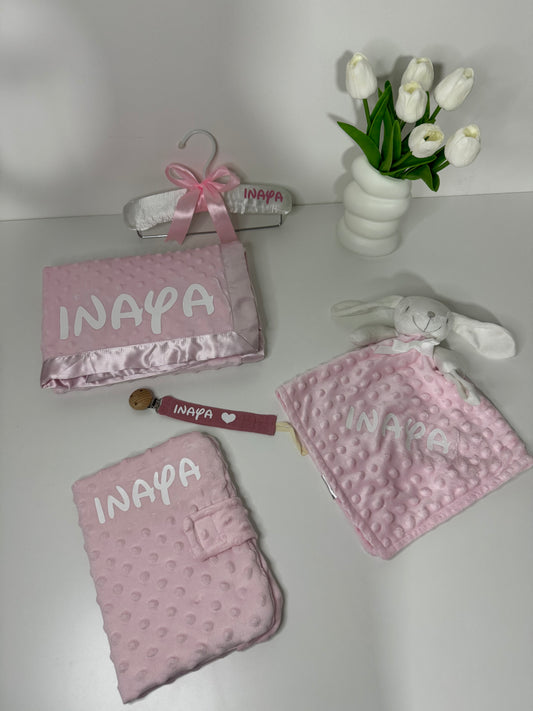 COFFRET BÉBÉ ESSENTIEL SATIN