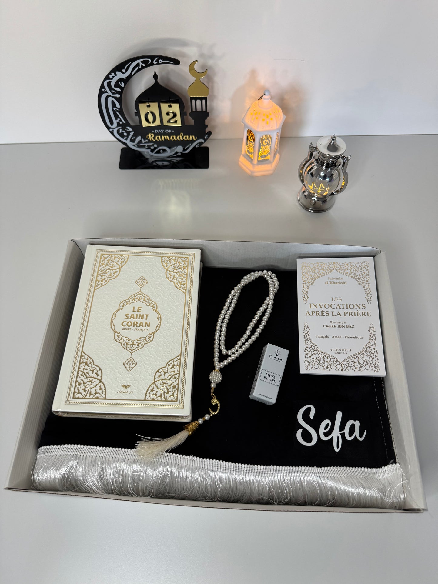 COFFRET TAPIS NOIR & BLANC
