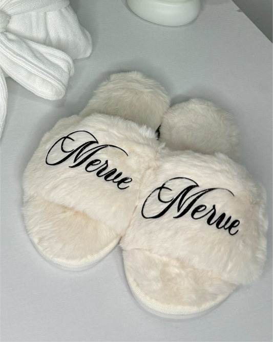 CHAUSSONS FLUFFY BLANC